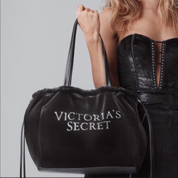 Victoria's Secret Handbags - NWT Victoria Secret Crush Velour BAG